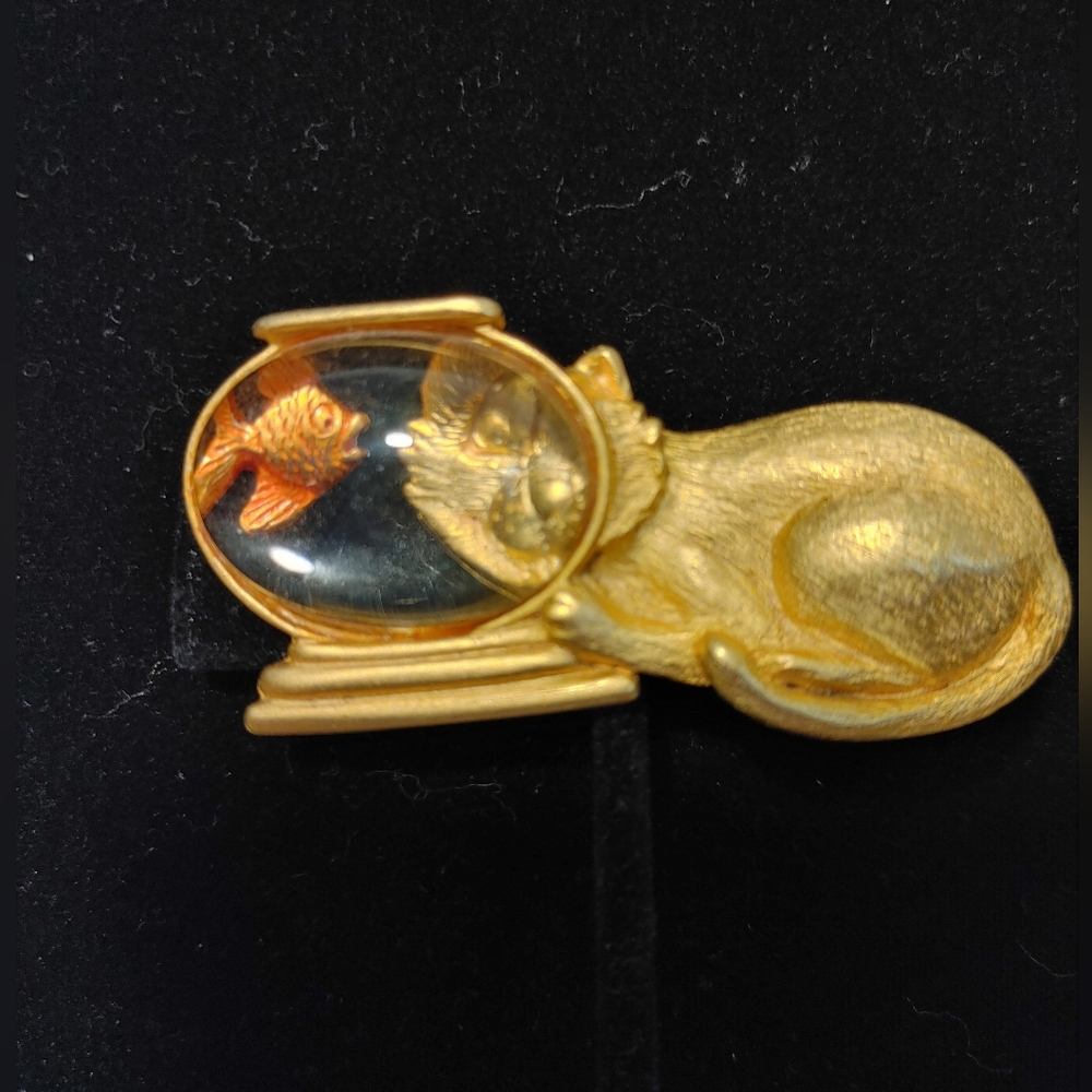 JJ Gold Pewter Cat/ Fish Bowl Brooch
